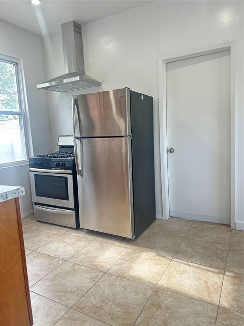 Photo of 108-69 50th Avenue, Corona, NY 11368 (MLS # 990021)