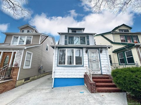 88-30 215th Place Queens Village NY 11427