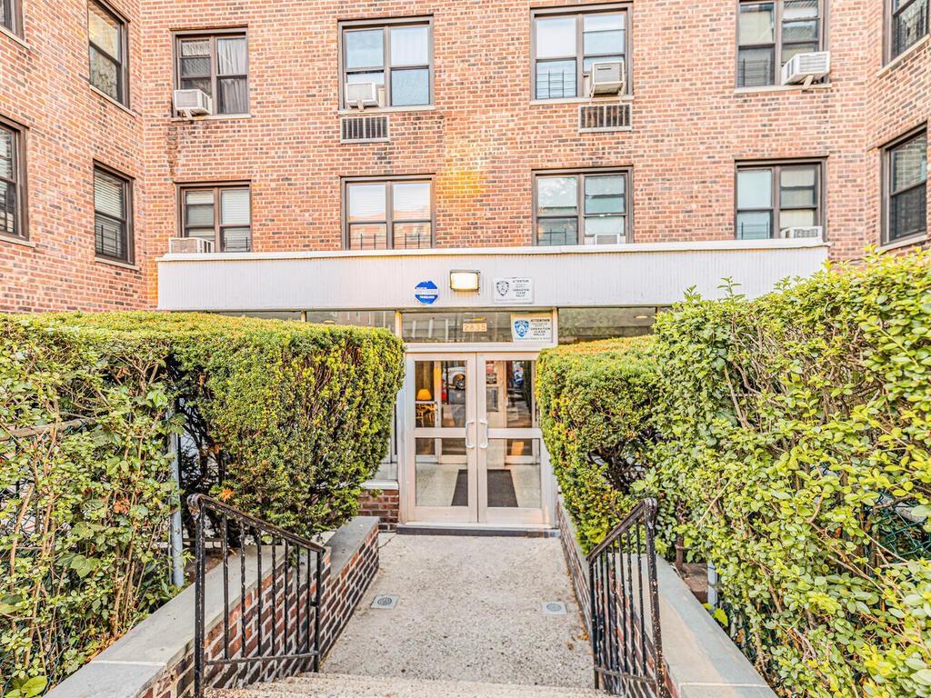 2835 Webb Avenue #2A, Bronx, New York image 6