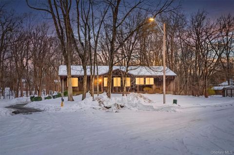 6 Pelham Court Nanuet NY 10954