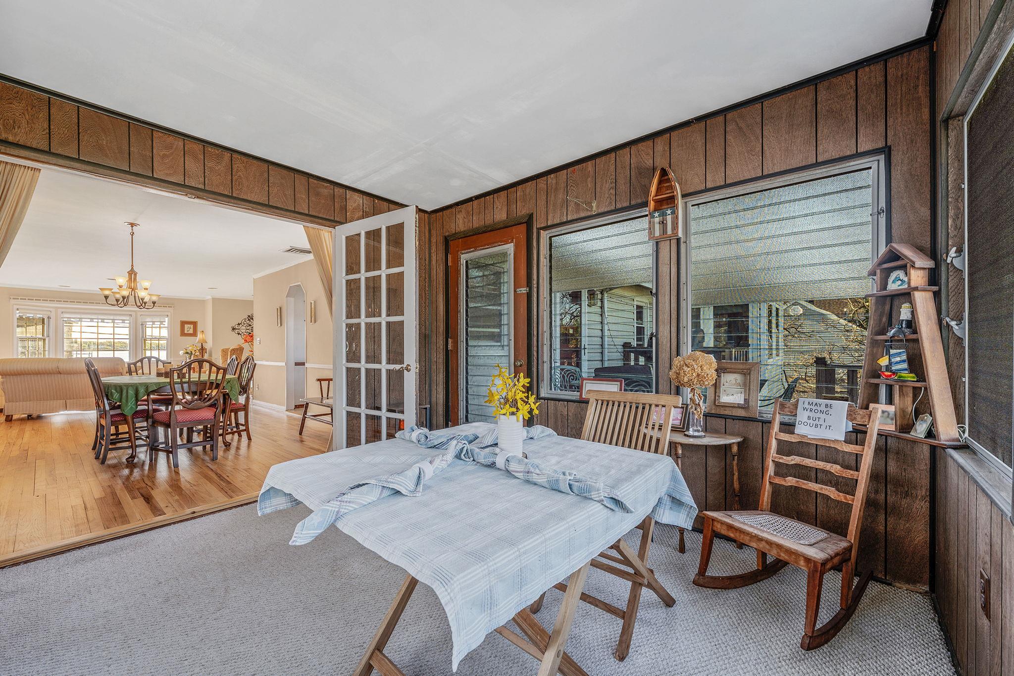 146 Awixa Avenue, Bay Shore, New York image 15