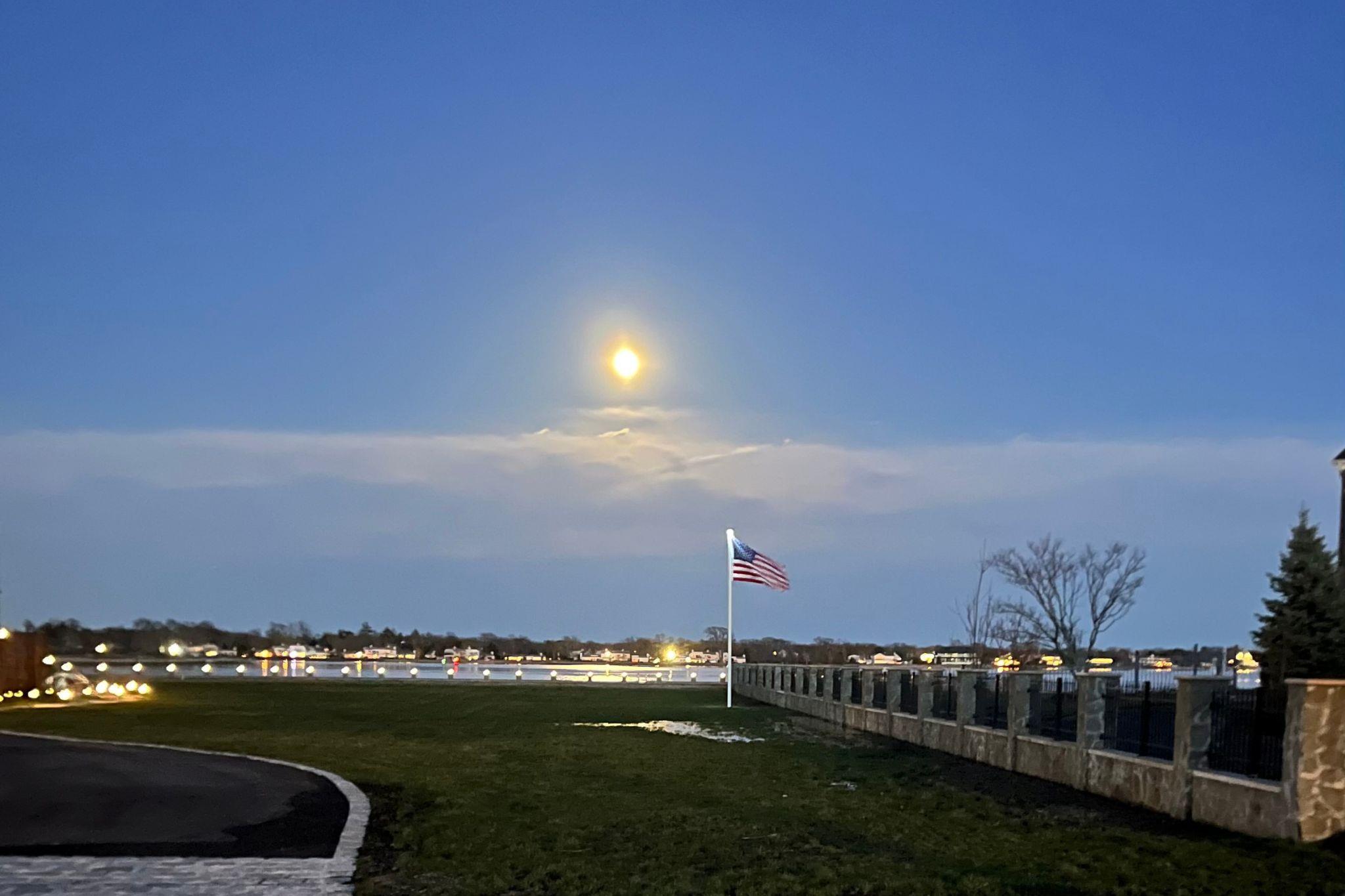 146 Awixa Avenue, Bay Shore, New York image 34