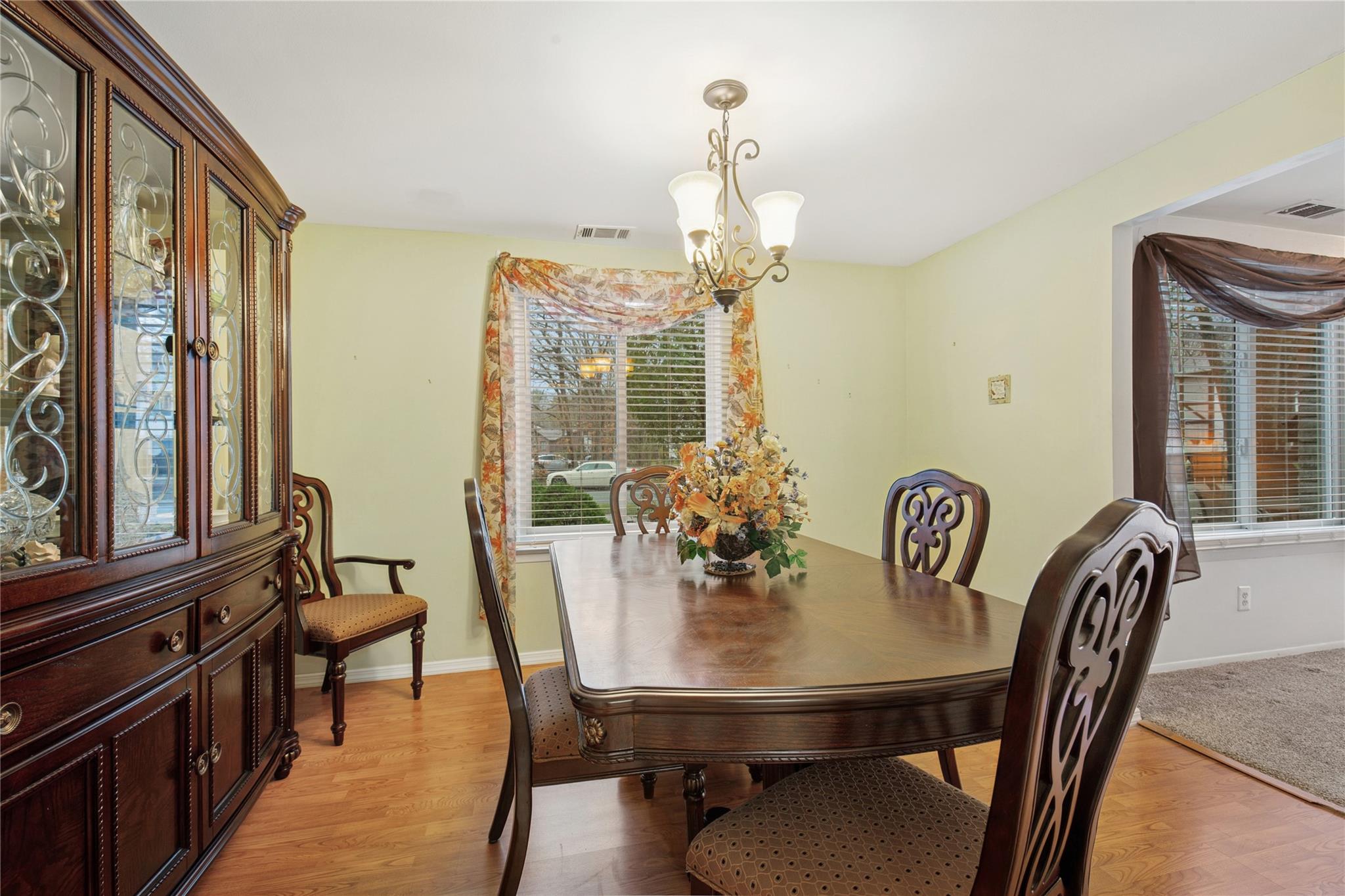 92 Birchwood Road, Medford, New York image 14