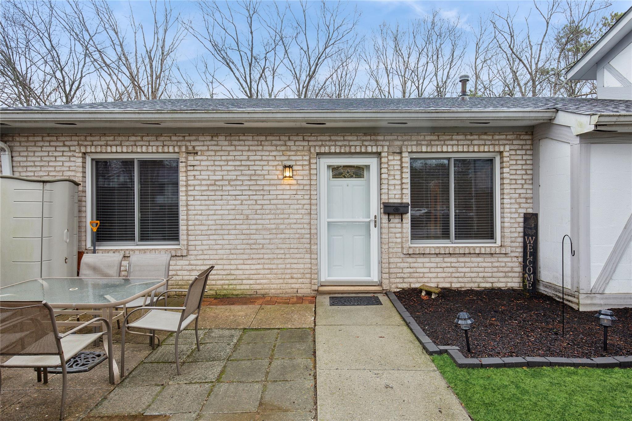 92 Birchwood Road, Medford, New York image 2