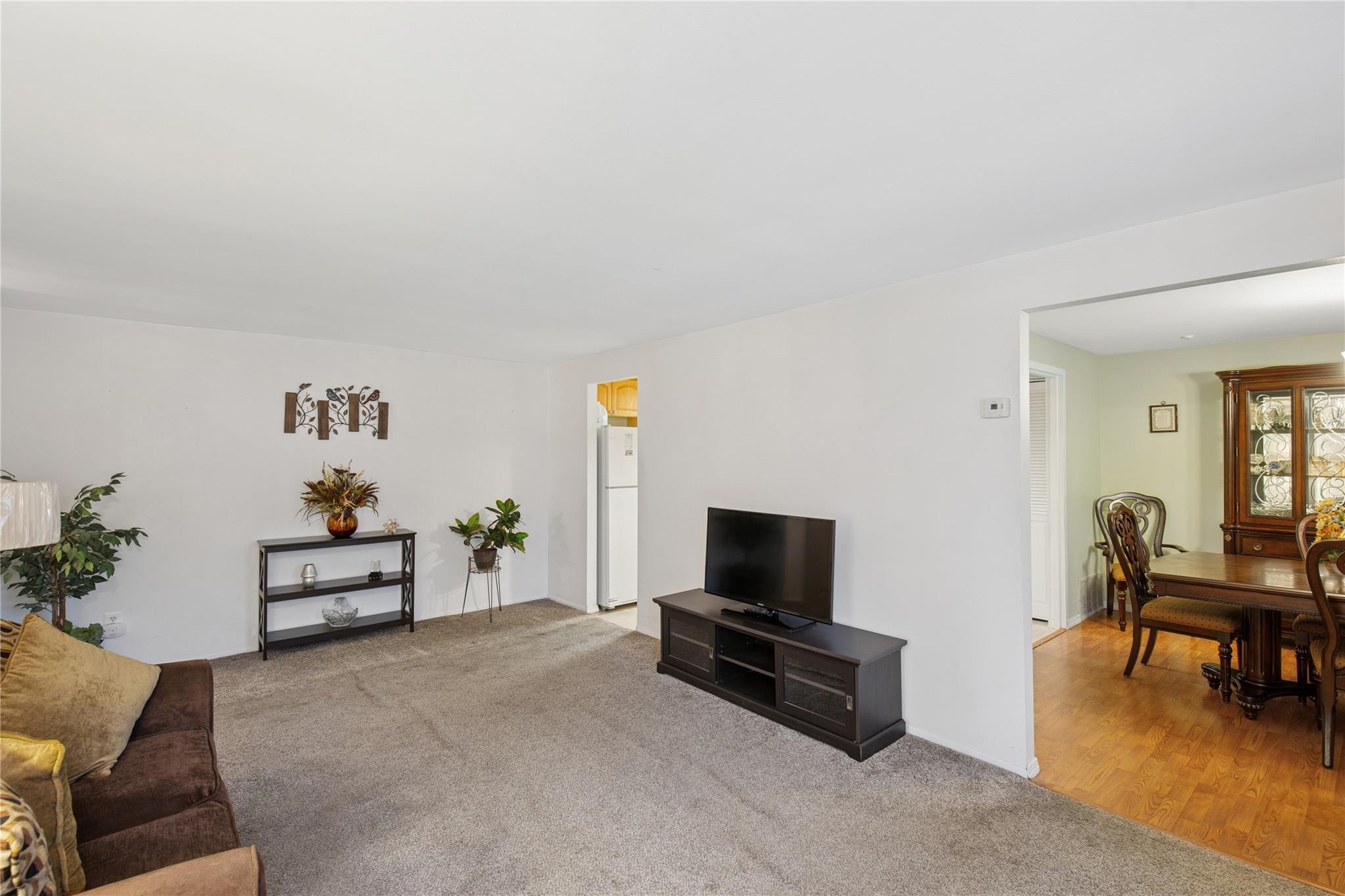 92 Birchwood Road, Medford, New York image 11