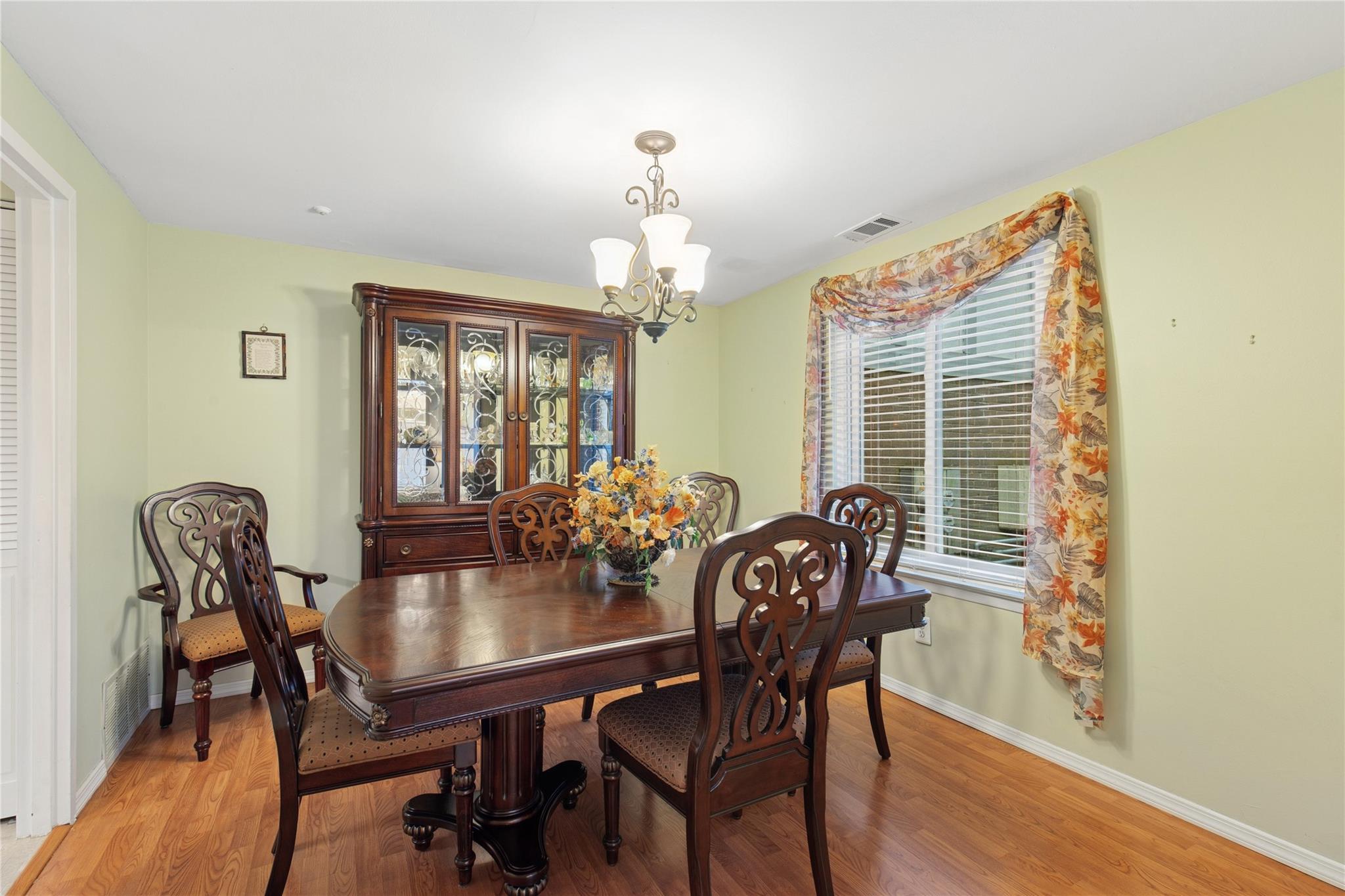 92 Birchwood Road, Medford, New York image 13