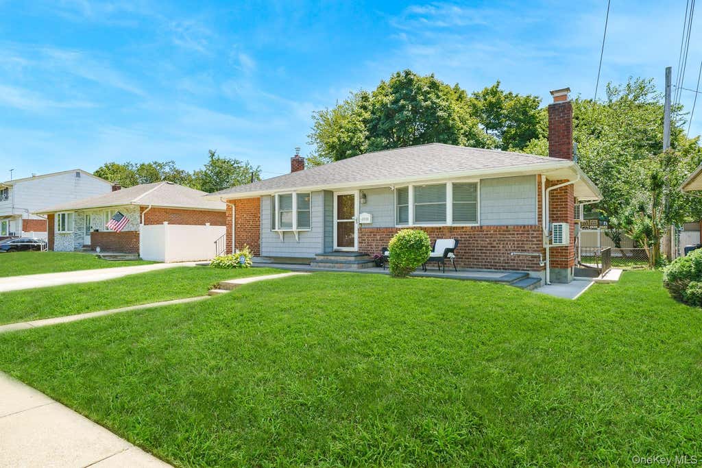 Photo of 3900 Miller Place, Levittown, NY 11756 (MLS # 1030074)