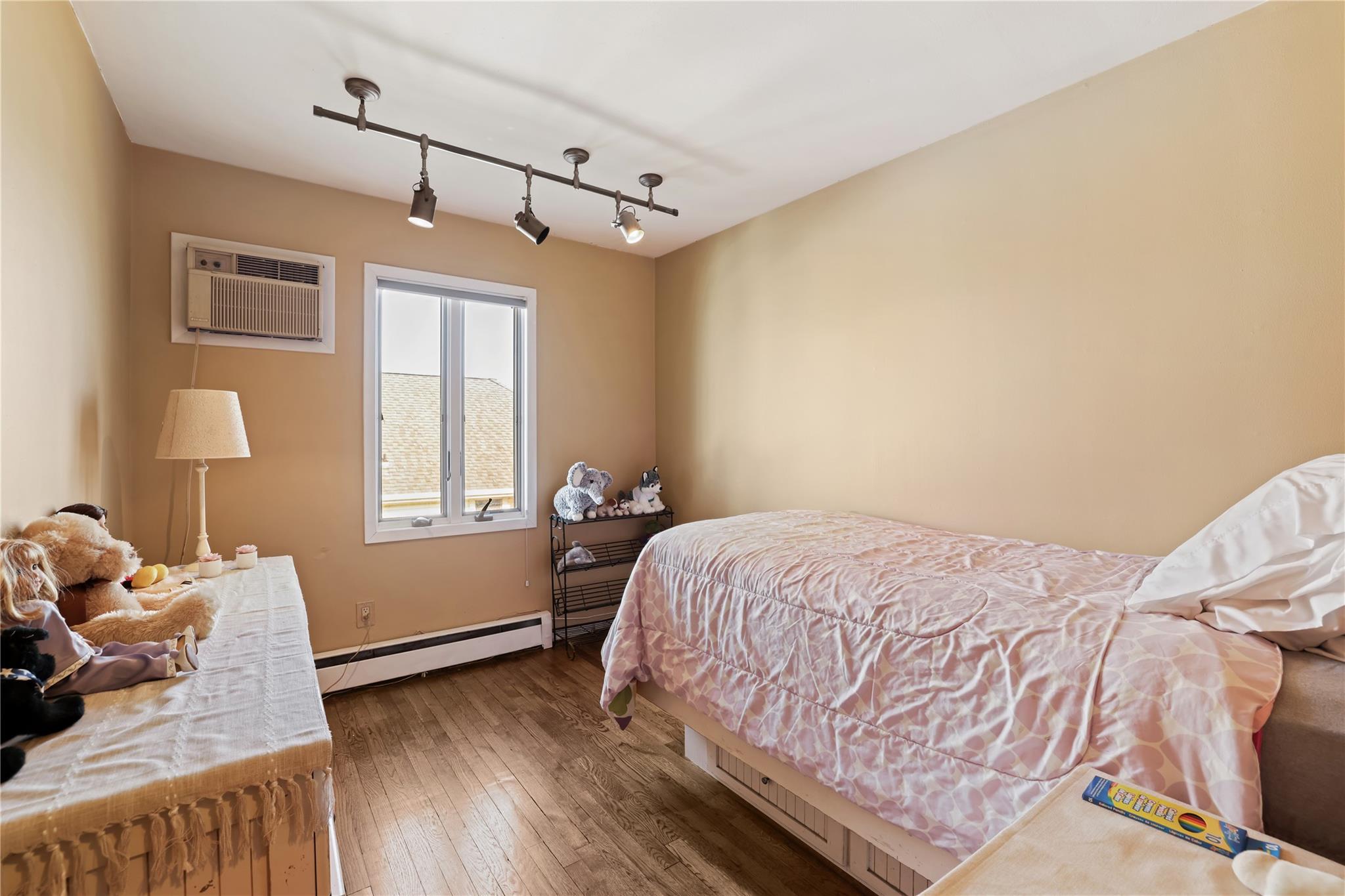 1111 Steele Boulevard, Baldwin, New York image 15