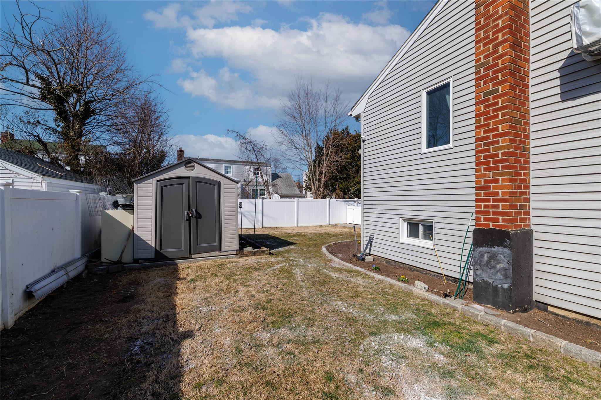 1111 Steele Boulevard, Baldwin, New York image 32