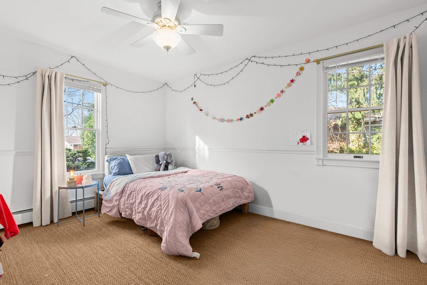 10 Rolling Hill Road, Hampton Bays, New York image 12