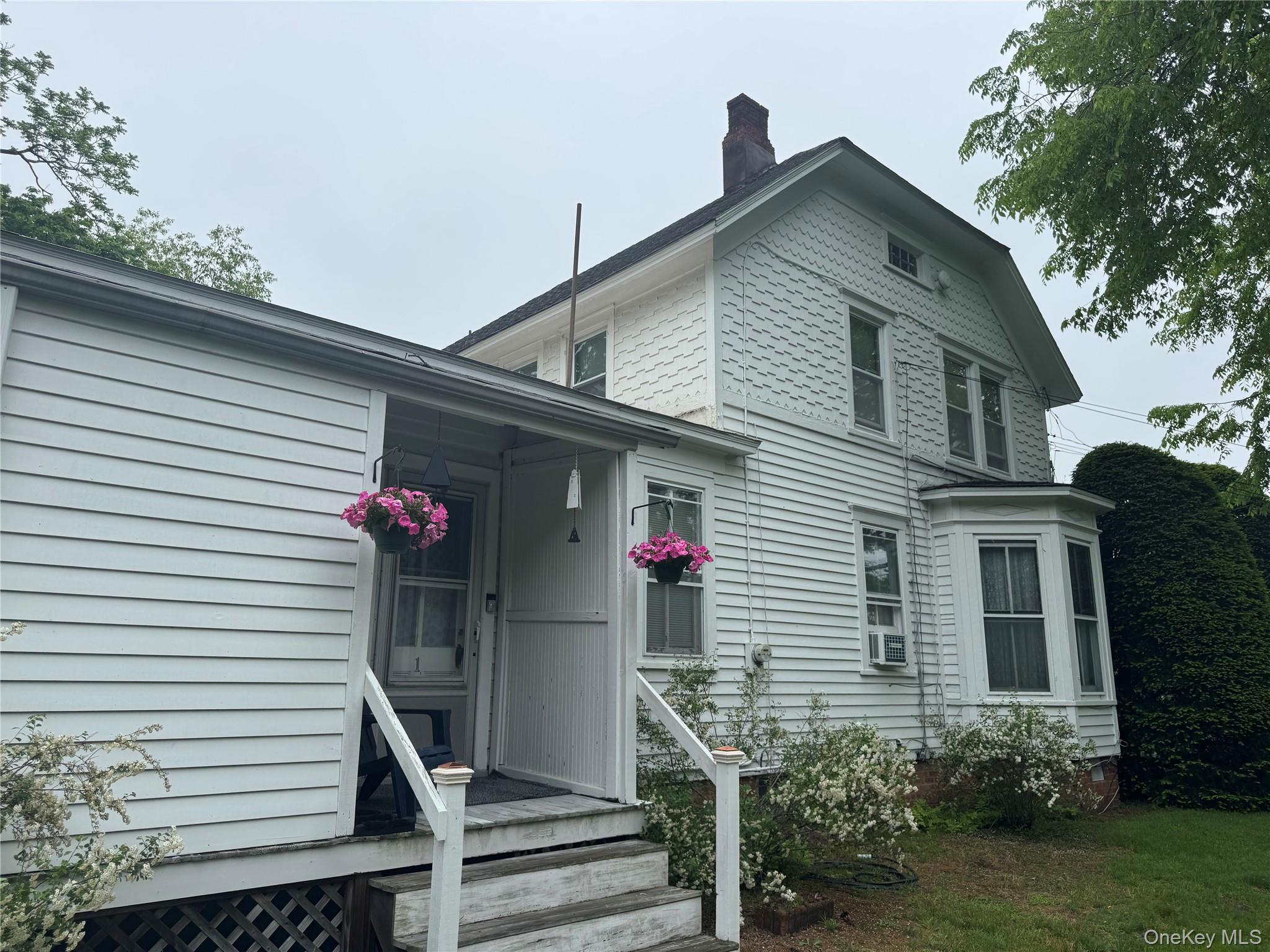 454 Main Street