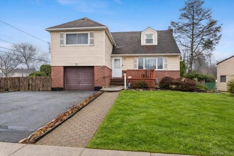 6 Gateway Street Bethpage NY 11714