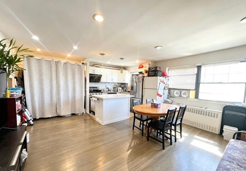 Homes For Sale - 6946 138th Street St #B<br/> Flushing, NY 11367