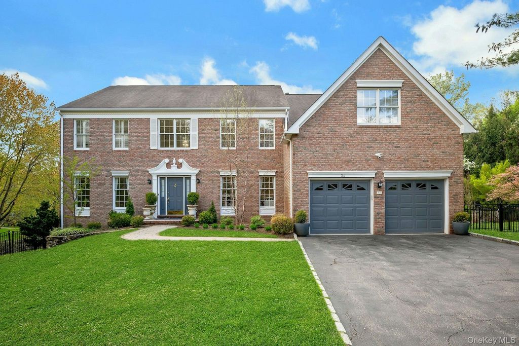 Photo of 34 Eagle Court, White Plains, NY 10605 (MLS # 986962)