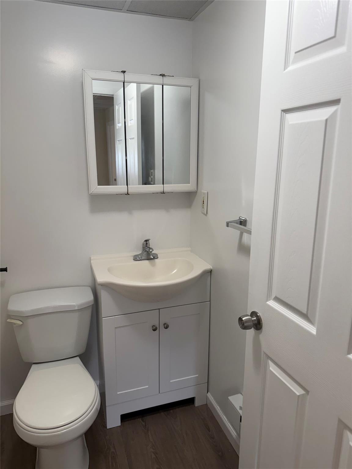 Beacon, New York 12508, United States, 2 Bedrooms Bedrooms, ,1 BathroomBathrooms,Residential,Active,94148