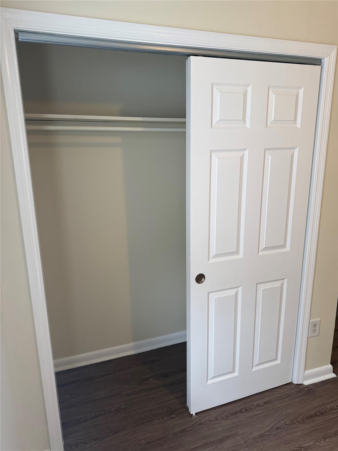 Beacon, New York 12508, United States, 2 Bedrooms Bedrooms, ,1 BathroomBathrooms,Residential,Active,94148