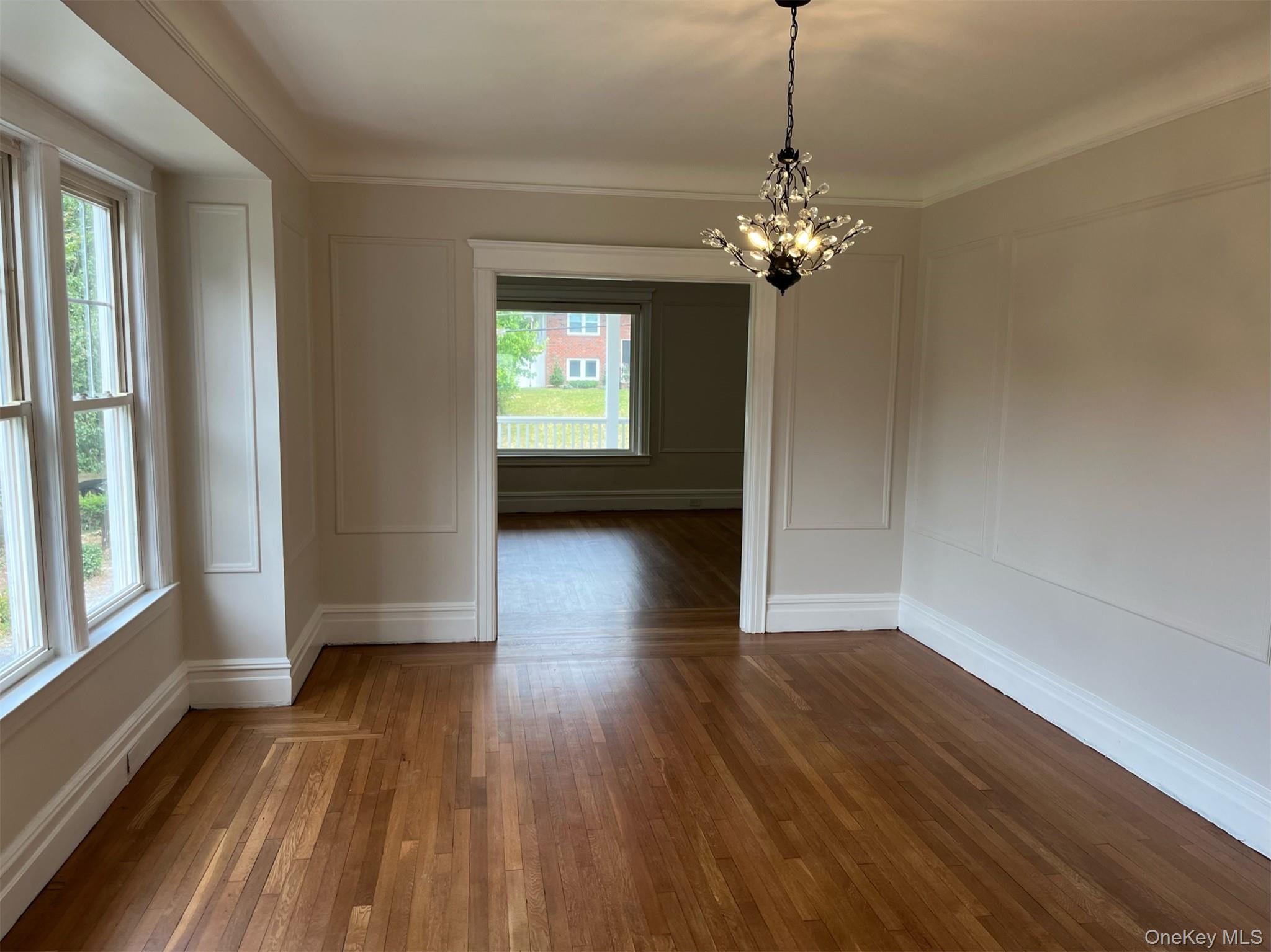 36 Grand Boulevard 1
