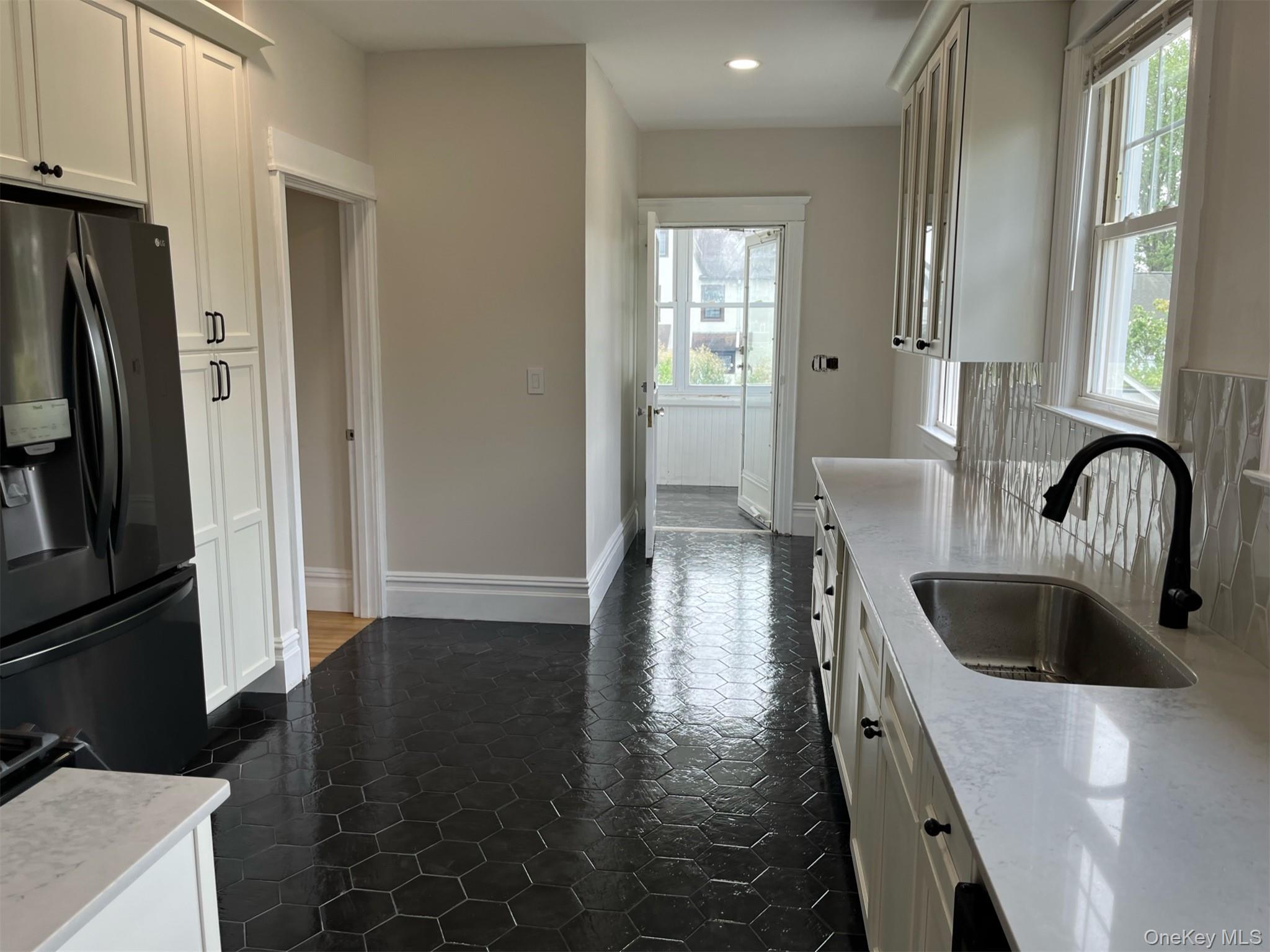 36 Grand Boulevard 1