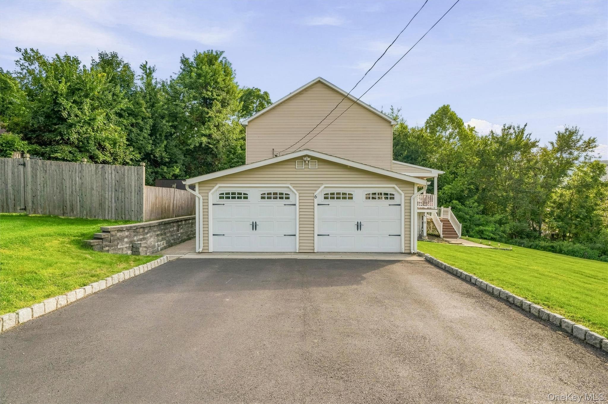 6 E Shore Road