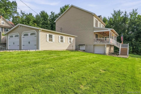 Homes For Sale - 6 E Shore Road<br/> Greenwood Lake, NY 10925