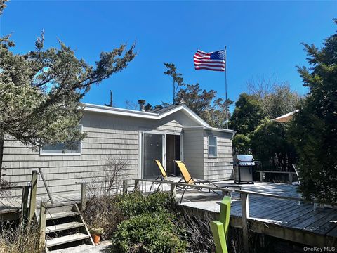 Homes For Sale - 236 Sea Walk<br/> Cherry Grove, NY 11782