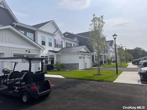 Condo For Rent - 201 Jerusalem Hollow Road<br/> Manorville, NY 11949