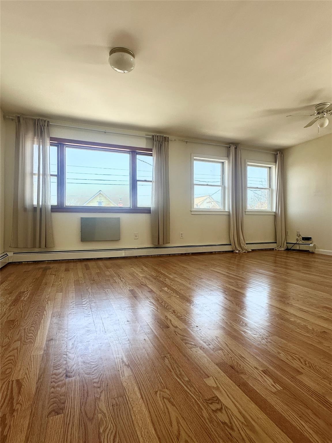 Rental Property at Caldwell Avenue 2nd Fl, Maspeth, Queens, NY - Bedrooms: 3 
Bathrooms: 2 
Rooms: 5  - $3,100 MO.