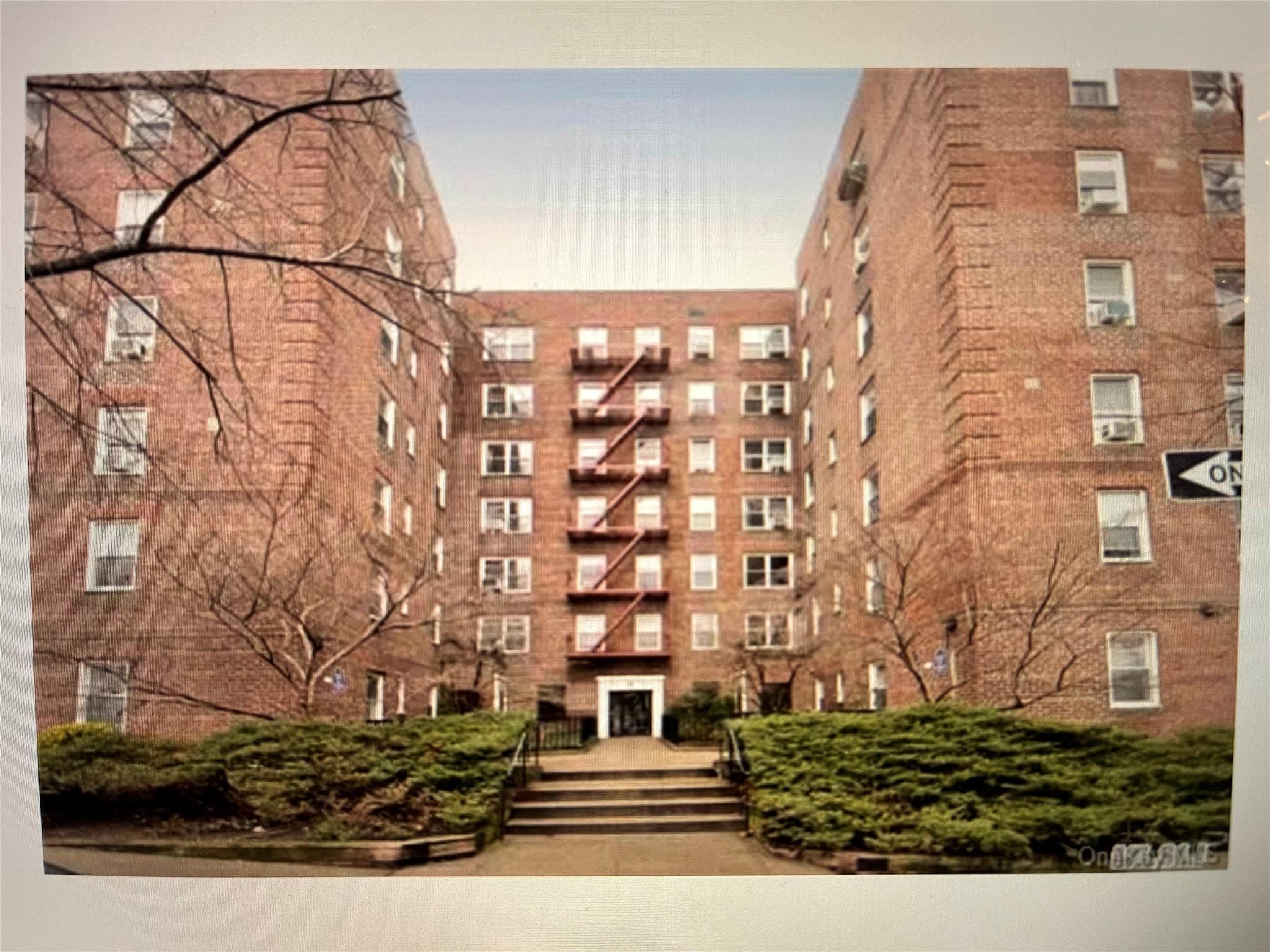 39-30 52nd Street #1D, Woodside, New York image 1