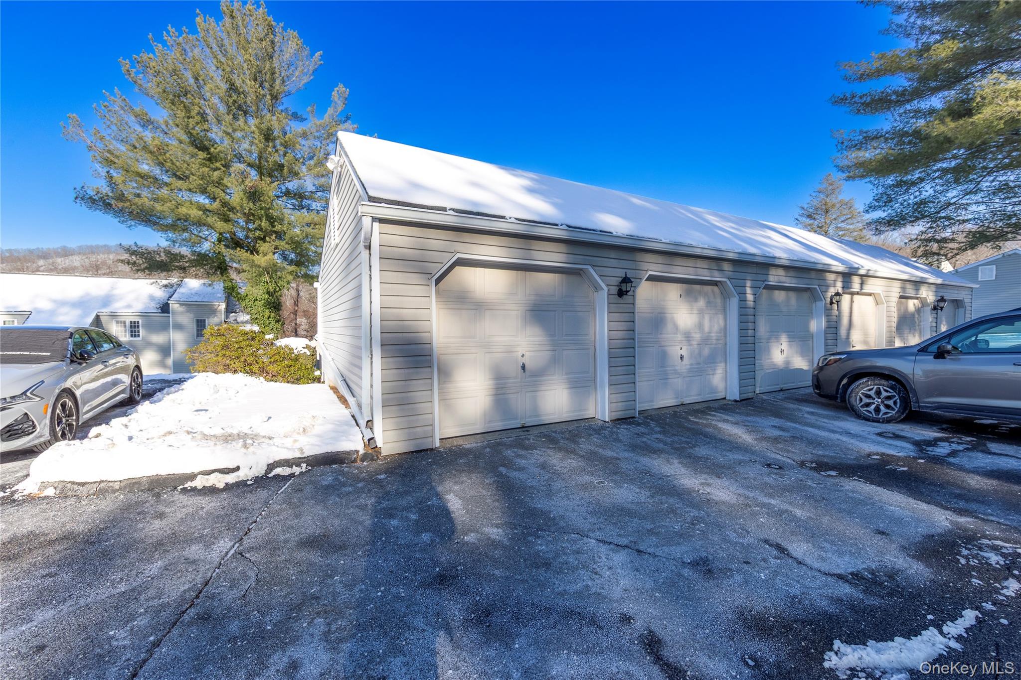 502 Holly Stream Court