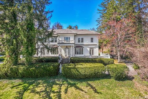 365 E Shore Road Kings Point NY 11023