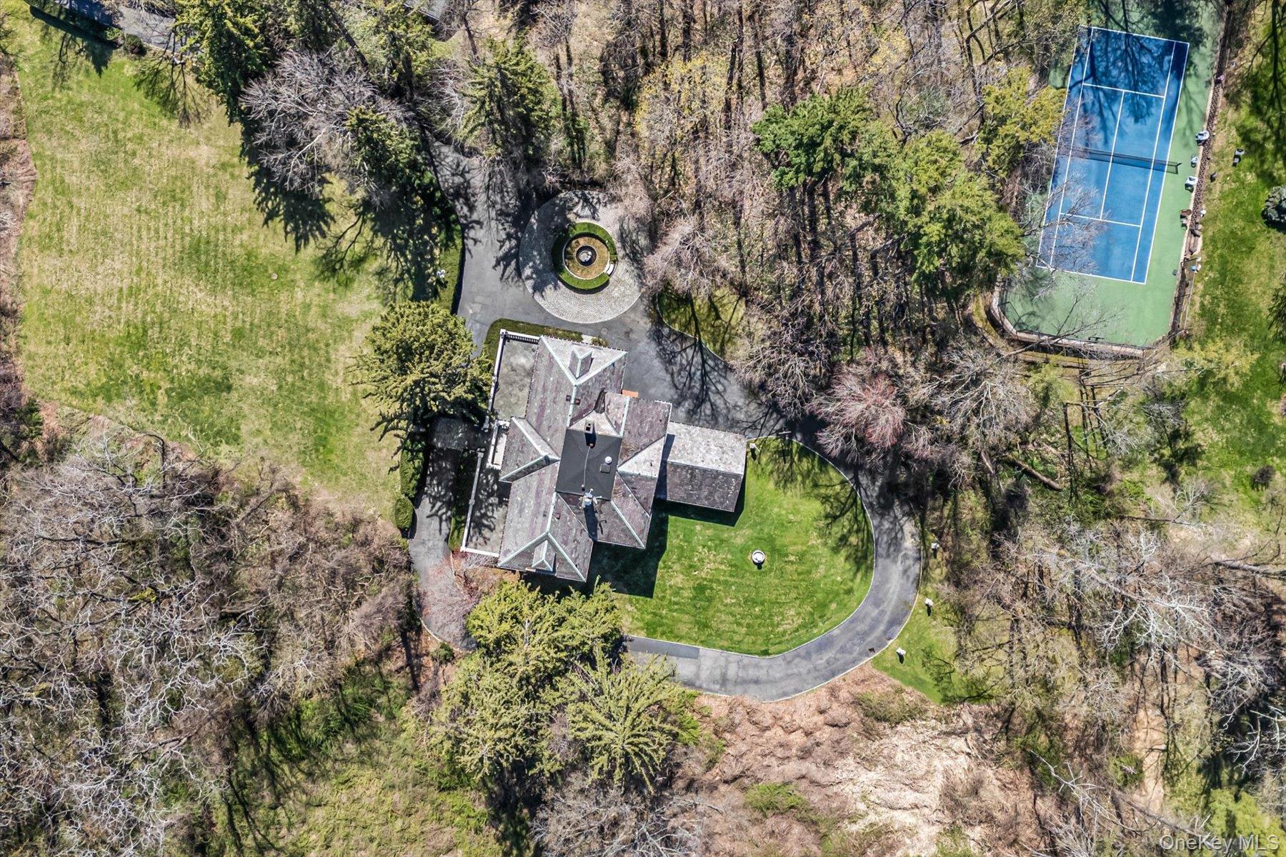 365 E Shore Road