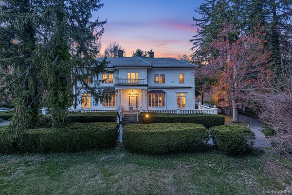 365 E SHORE RD, GREAT NECK, NY 11023 - Image da3080dcf92aa863252811fe5be0cf49/3986245522