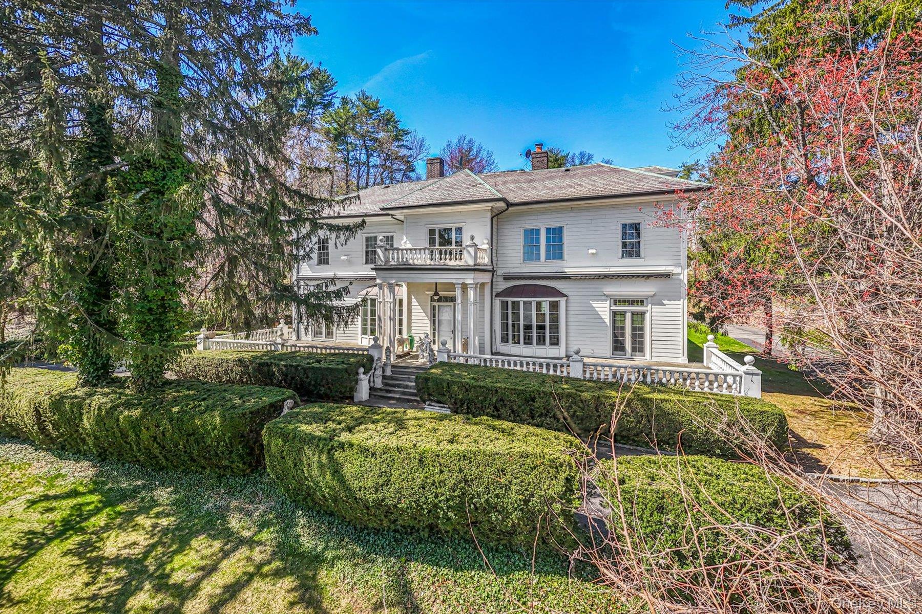 365 E Shore Road
