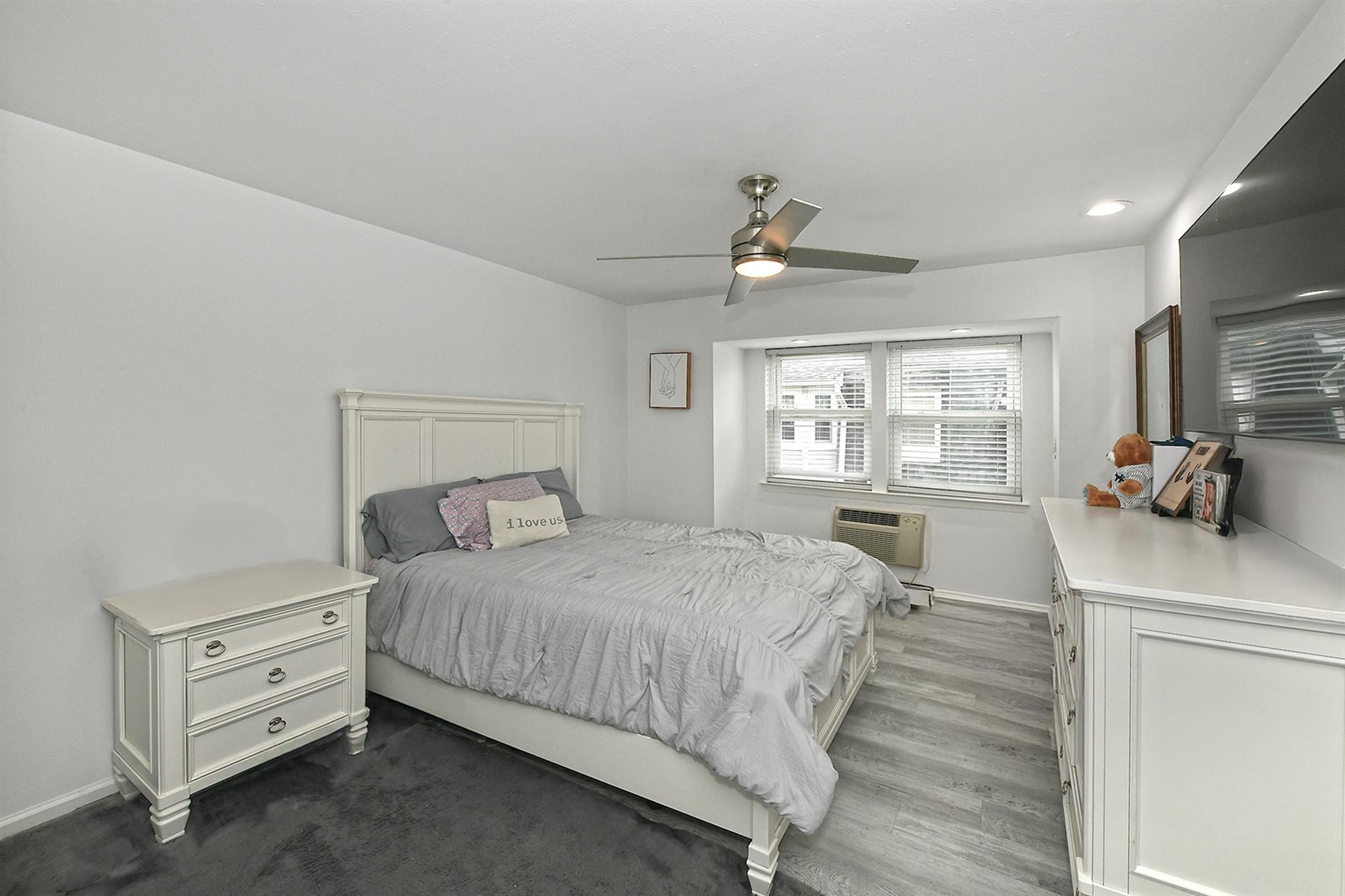 198 Millard Avenue #198, West Babylon, New York image 8