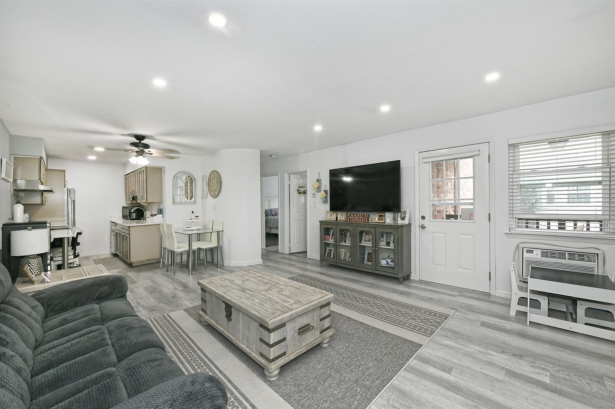 198 Millard Avenue #198, West Babylon, New York image 2