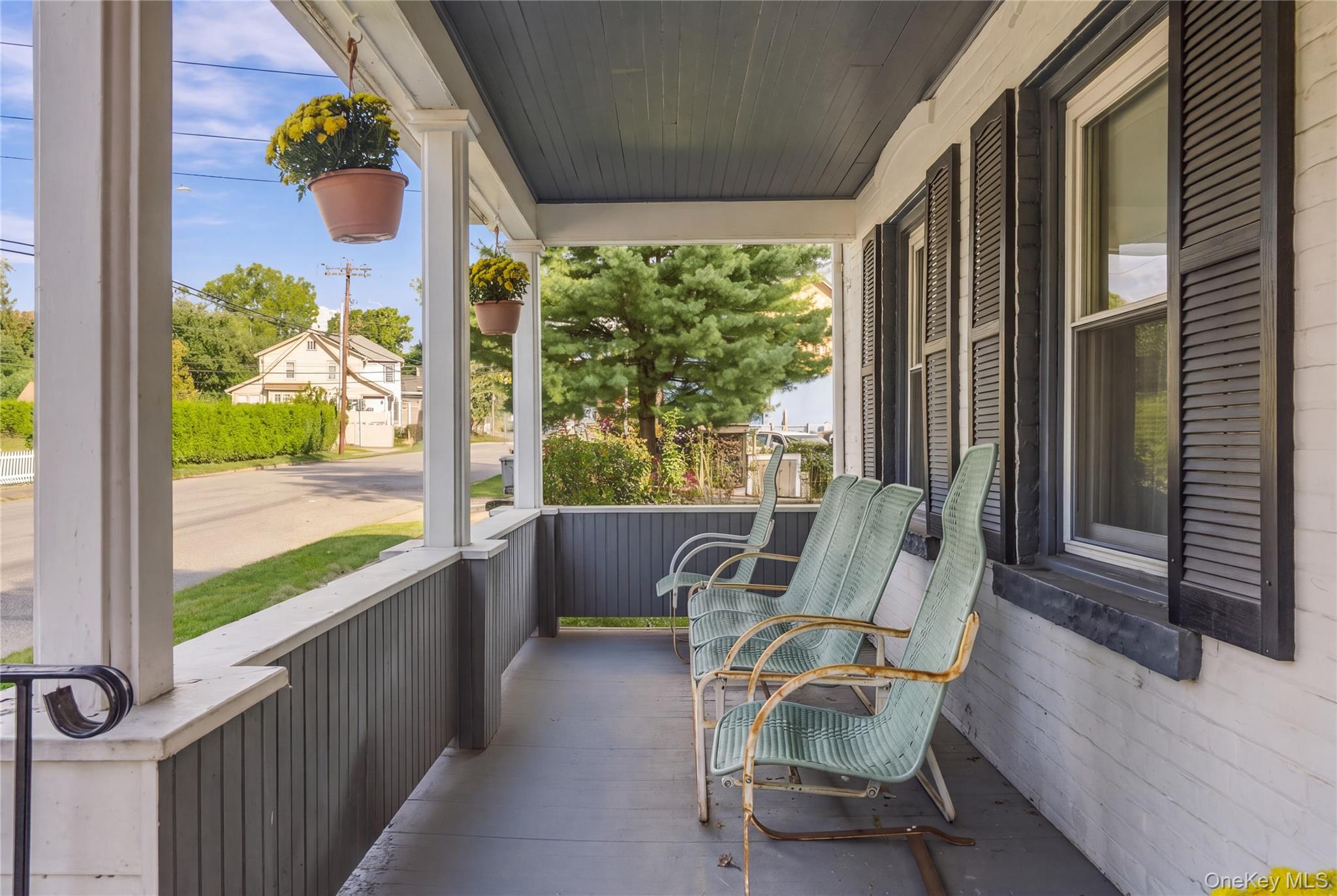 209 Gidney Avenue