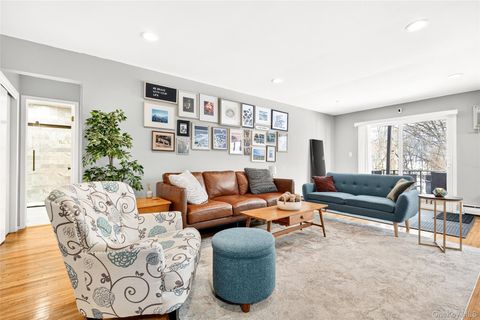 Condo For Sale - 16 Charles Lane #1B<br/> Pomona, NY 10970