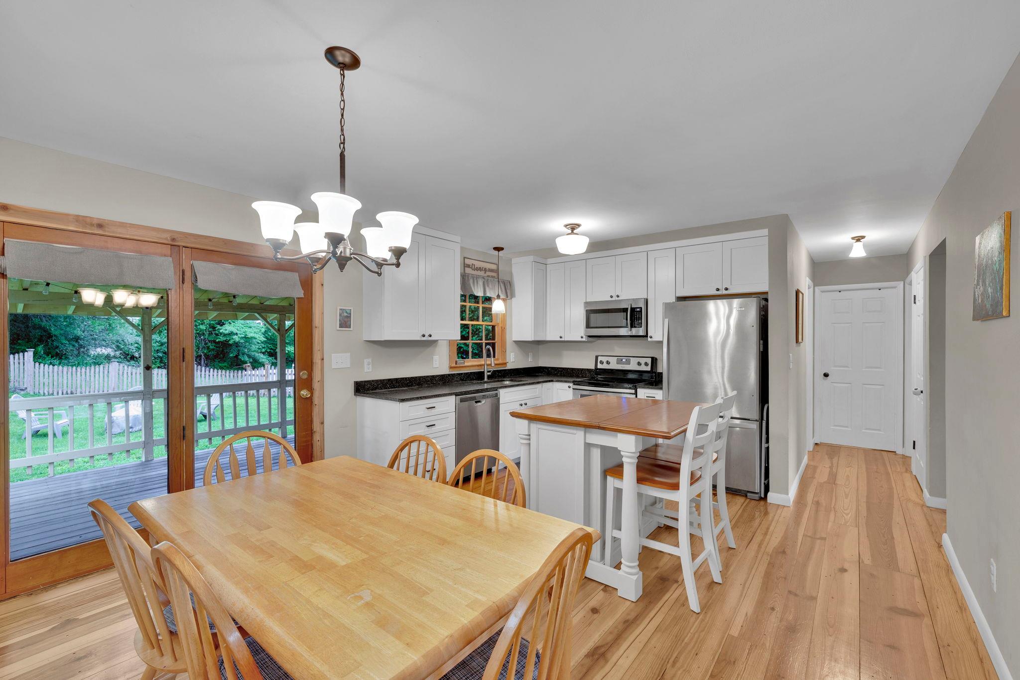 13 Hidden View Drive, Walden, New York image 7