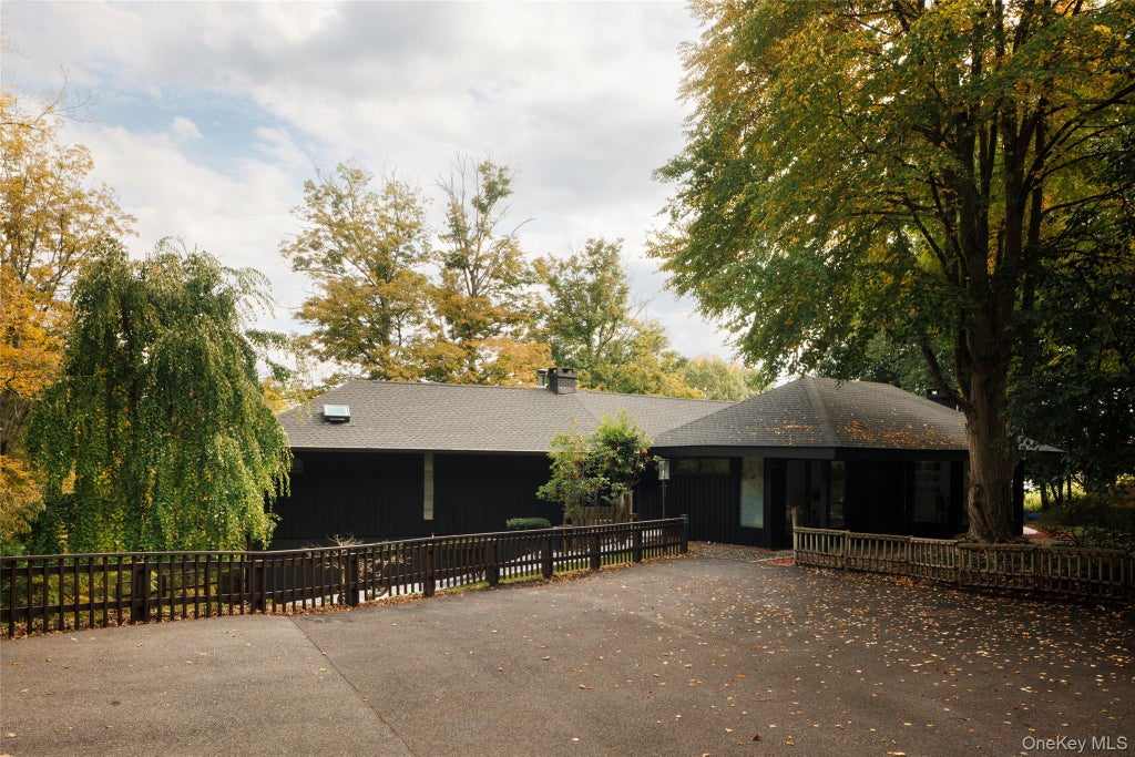 Photo of 62 Floyd Ackert Road, West Park, NY 12429 (MLS # 1062803)