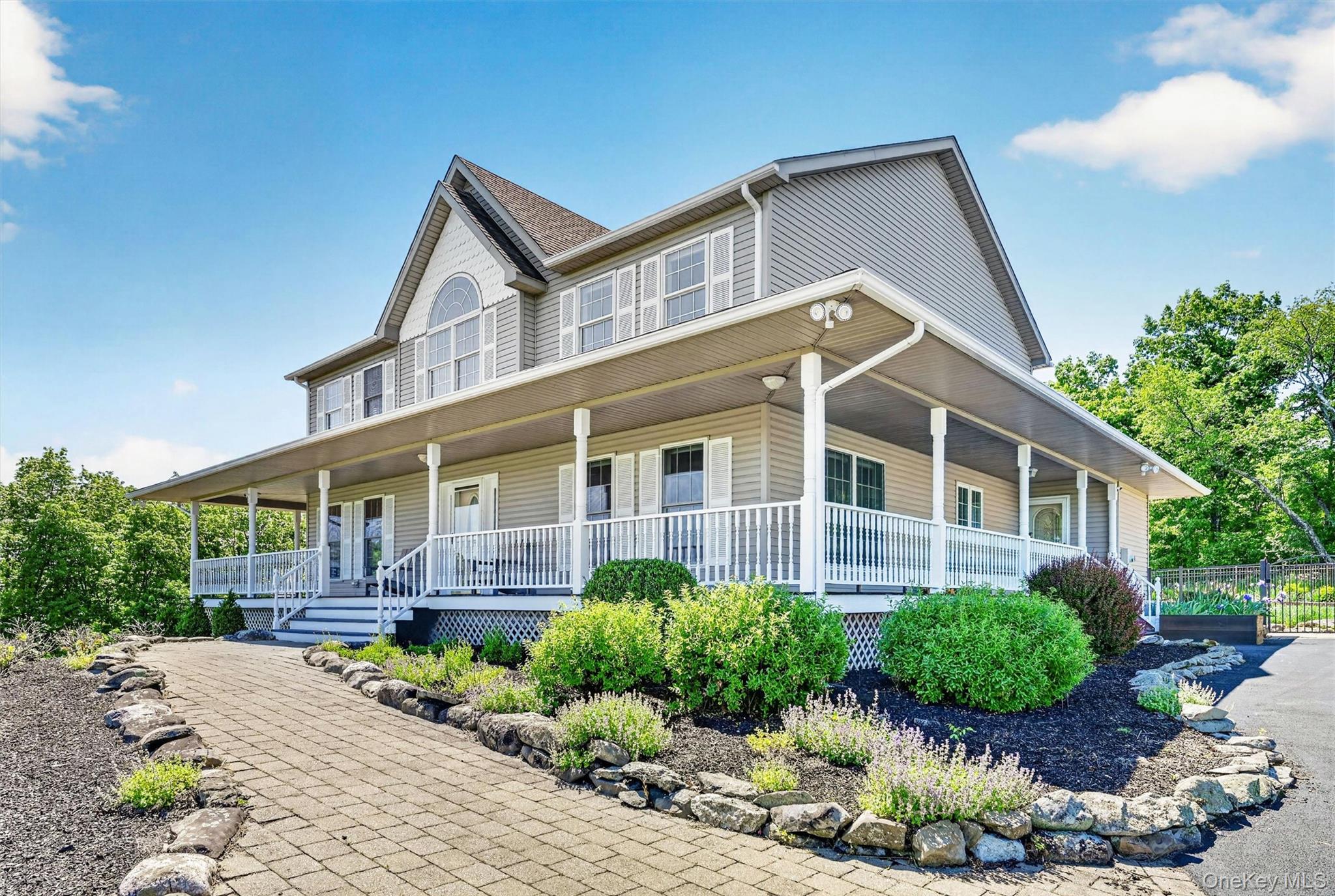 954 Ridgebury Road