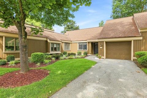 Condo For Sale - 590 Heritage Hills #B<br/> Somers, NY 10589