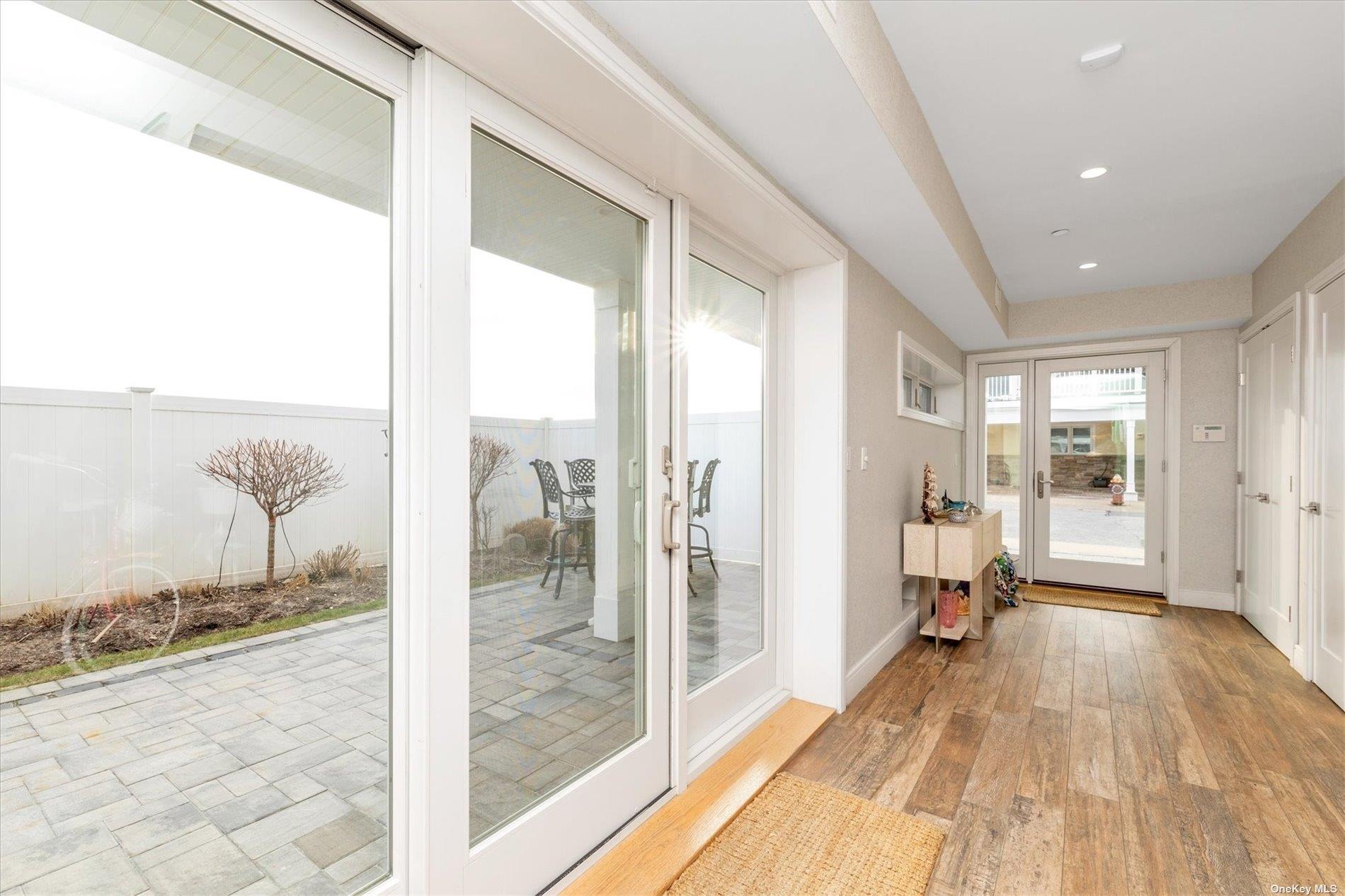 26 Mohawk Avenue, East Atlantic Beach, New York image 4