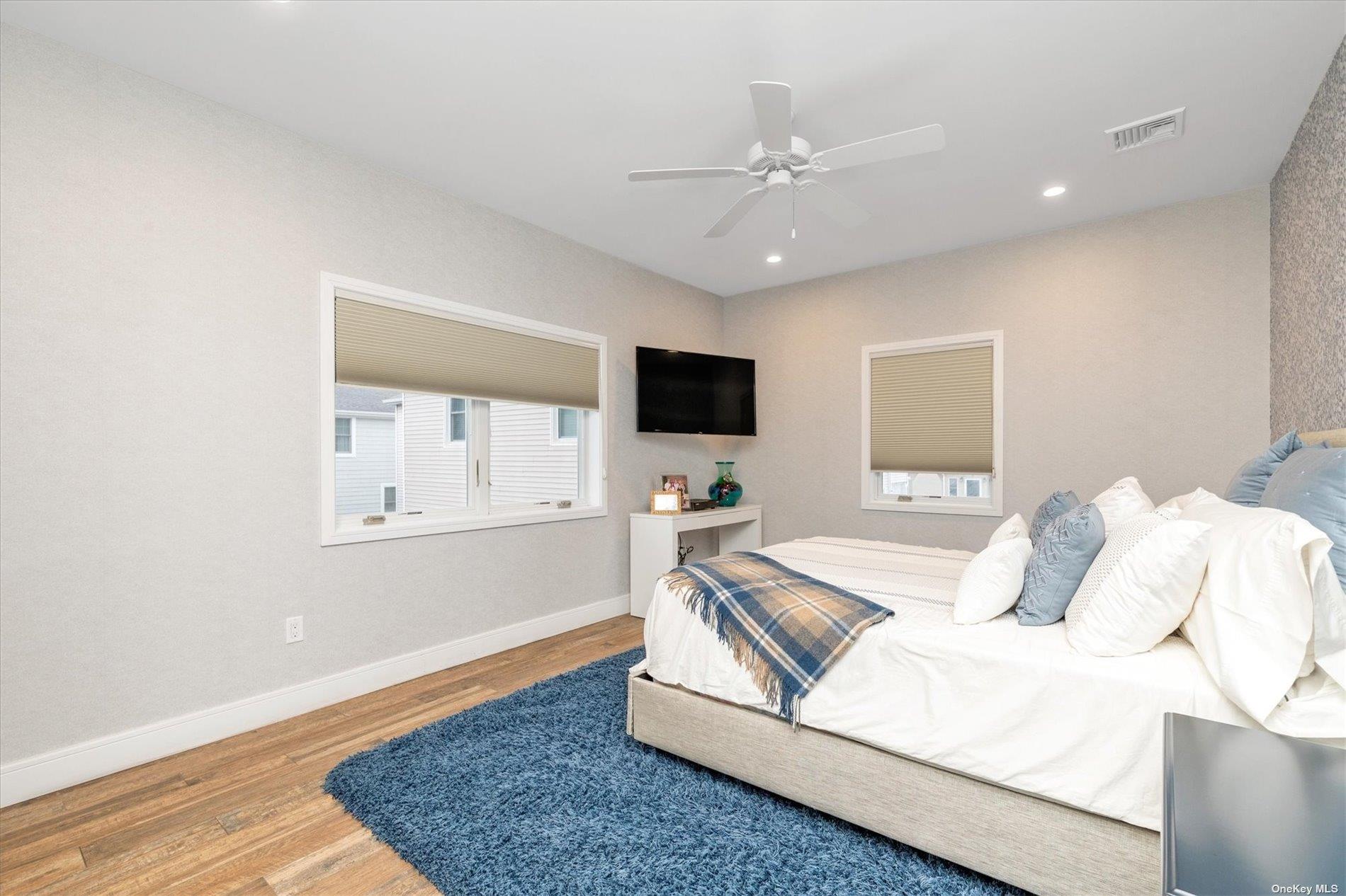 26 Mohawk Avenue, East Atlantic Beach, New York image 18
