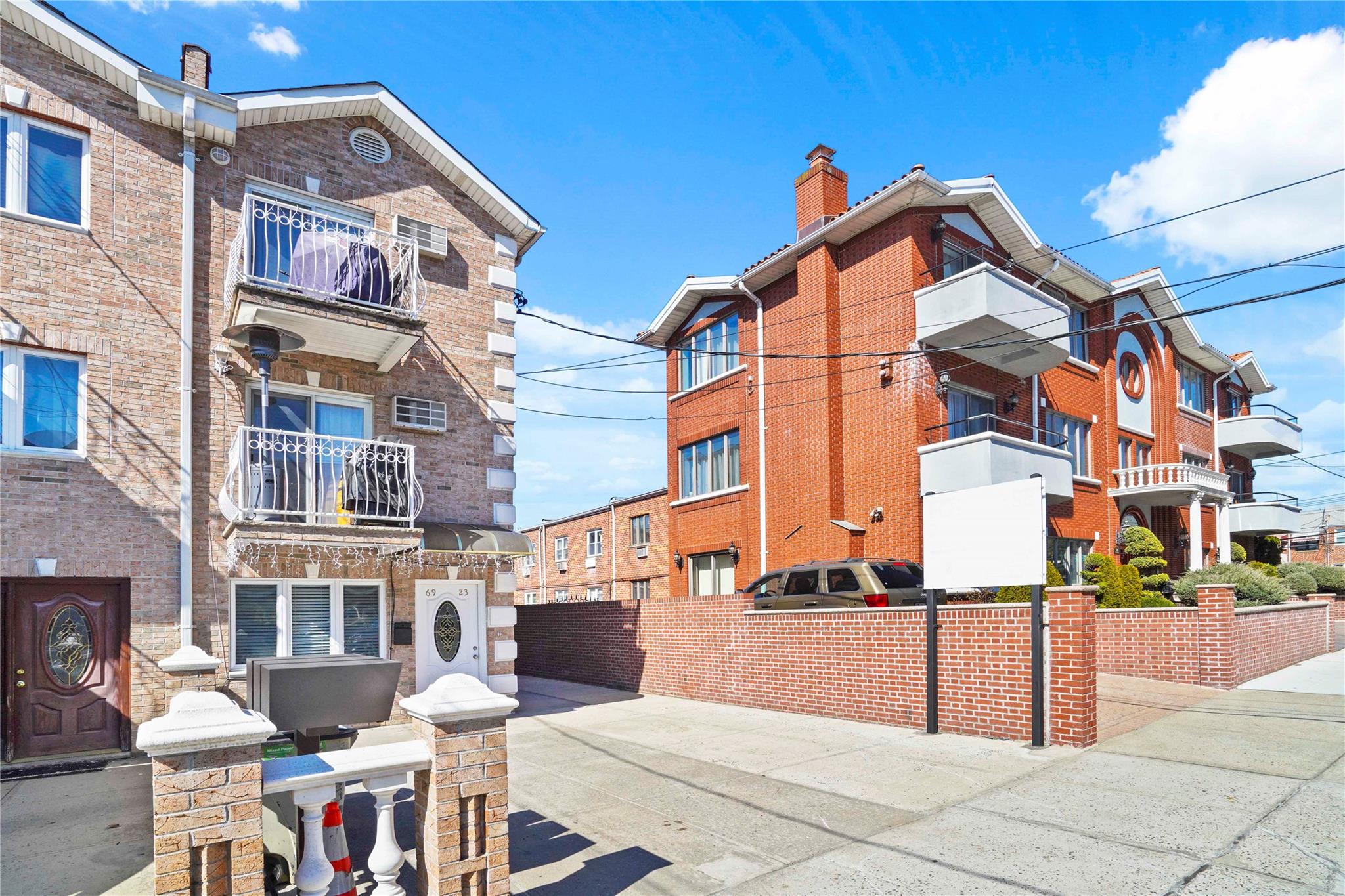 69-23 62 Drive, Middle Village, New York image 2