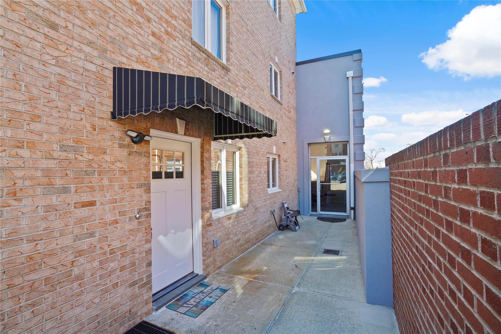 69-23 62 Drive, Middle Village, New York image 20
