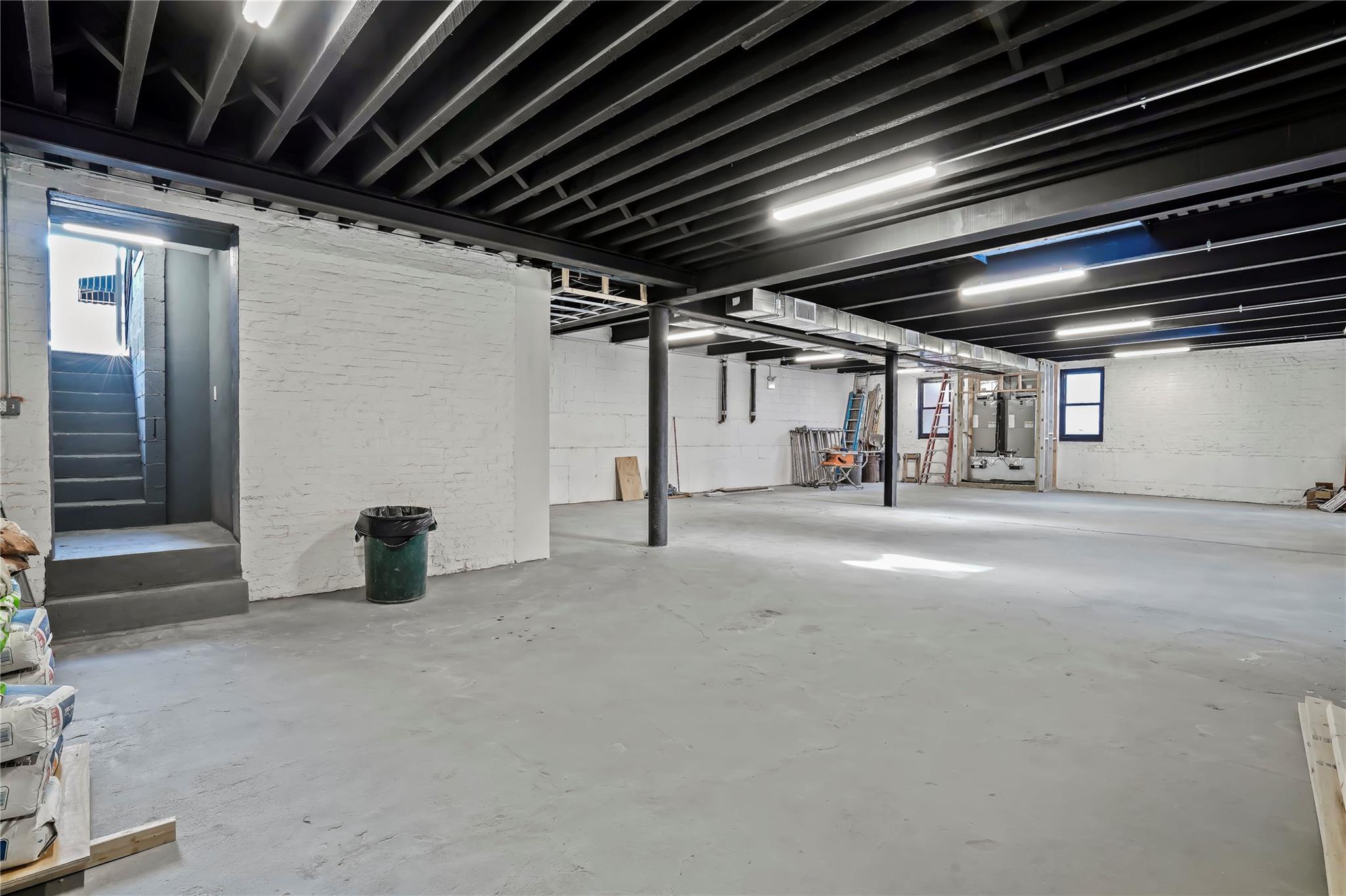 69-23 62 Drive, Middle Village, New York image 30
