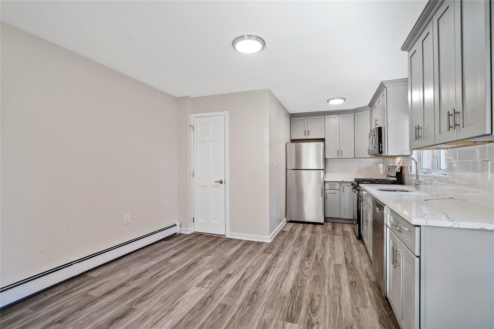 69-23 62 Drive, Middle Village, New York image 24