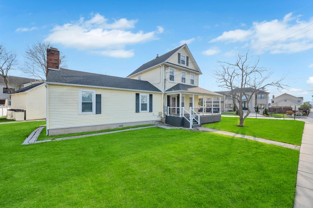 209 Central Avenue, Bethpage, New York image 2