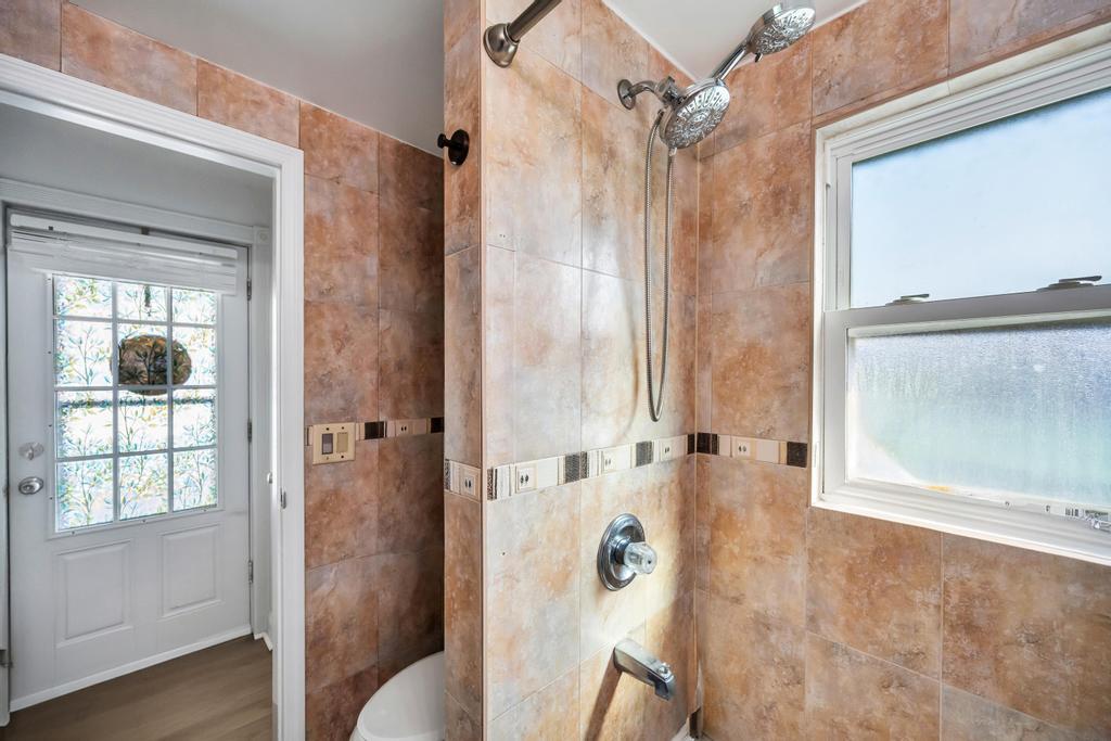 209 Central Avenue, Bethpage, New York image 21