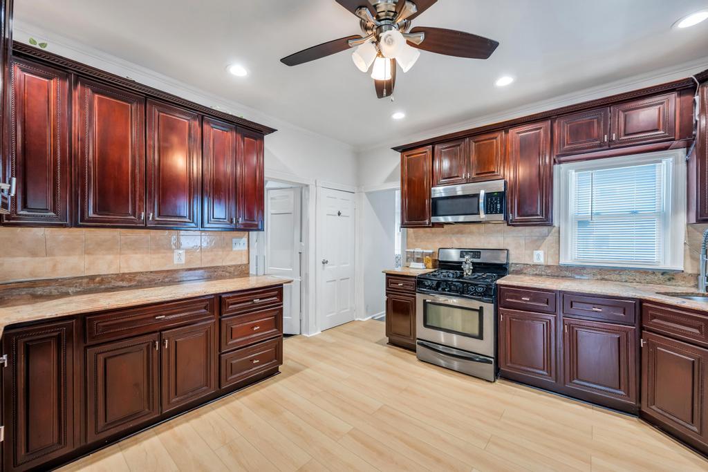 209 Central Avenue, Bethpage, New York image 5